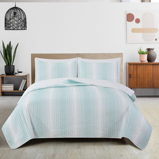 Everette Collection 3 Piece Ombre Striped Quilt Set