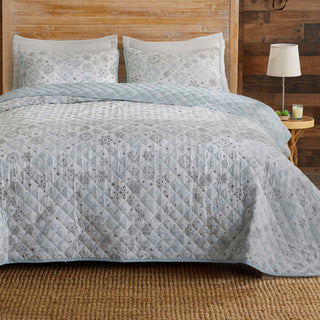 3 Piece Snowflake Quilt - Nova Collection