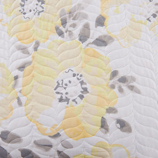 Helene Collection Floral Quilt Set