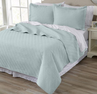 Solid Stitched Quilt Set - Louise Collection