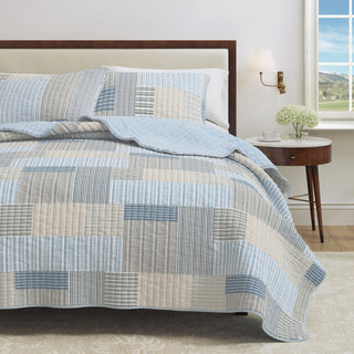 Striped Patchwork Quilt Set With Shams