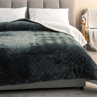 Velvet Plush Fleece Reversible Sherpa Warm and Cozy Blanket