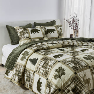 Christmas Down Alternative Comforter and Sham Set