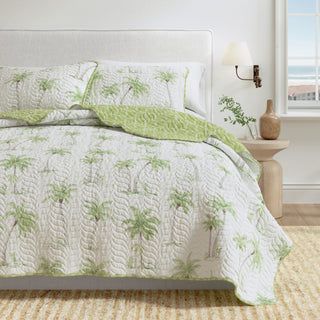 Coastal Palm Tree Reversible Quilt Set with Shams