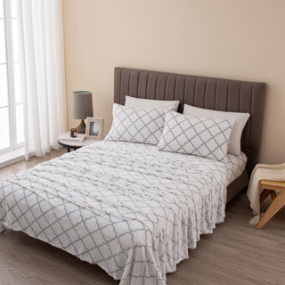 4-Piece Printed Plush Sheet - Velvet Luxe-Lattice Collection