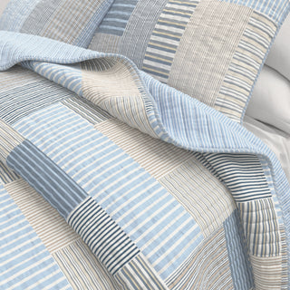 Striped Patchwork Quilt Set With Shams