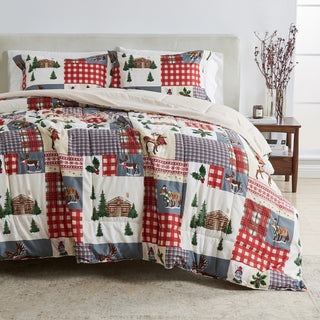 Christmas Down Alternative Comforter and Sham Set