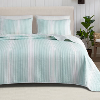 Everette Collection 3 Piece Ombre Striped Quilt Set