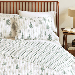 Reversible Lodge Printed Quilt Set with Shams