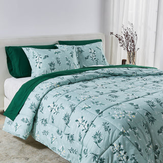 Christmas Down Alternative Comforter and Sham Set