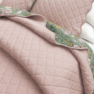 Floral Scalloped Cotton Quilt Set
