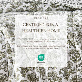 Christmas Down Alternative Comforter and Sham Set