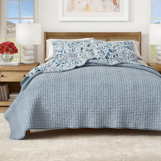 Coastal Floral Quilt Set with Shams
