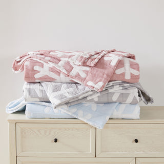 Patchwork Stitched Snowflake Quilt Set