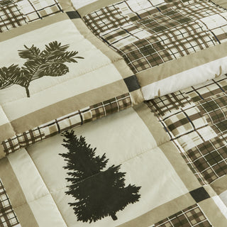 Christmas Down Alternative Comforter and Sham Set