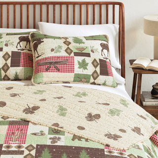 Wildlife Patchwork Microfiber Reversible Quilt Set With Shams