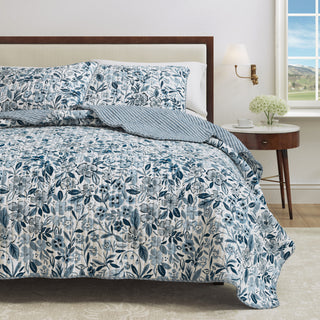 Coastal Floral Quilt Set with Shams