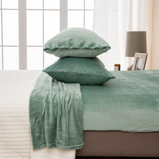 Velvet Plush Warm and Cozy Sheet Set