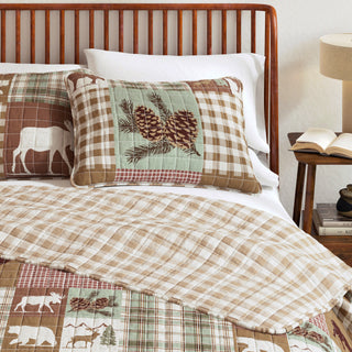 Reversible Lodge Printed Quilt Set with Shams