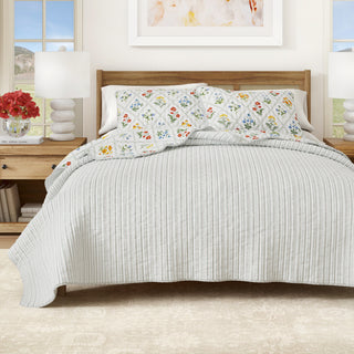 Floral Lattice Spring Quilt Set