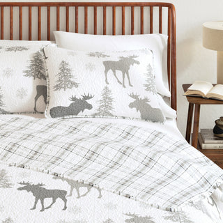 Reversible Moose Lodge Quilt Set With Shams